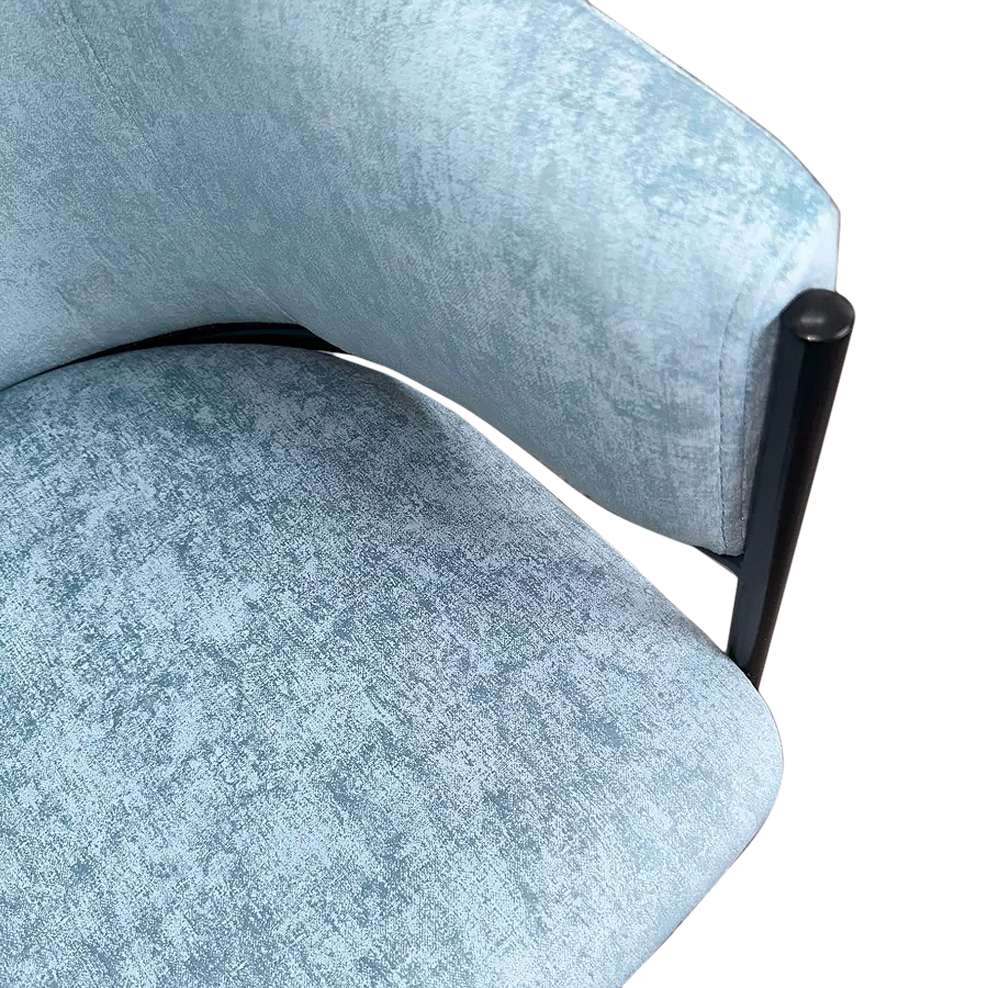 Стул на каркасе из металла мягкий с подлокотниками голубой (арт 33623) - Фото 1