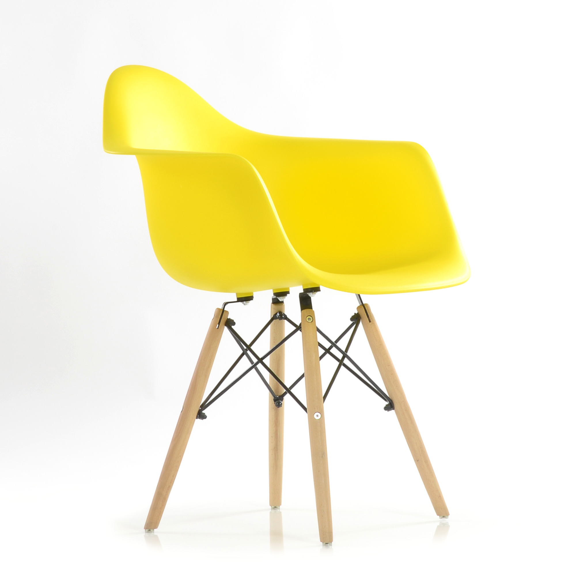 Стул-кресло дизайнерский с подлокотниками желтый пластиковый eames (арт 6584) - Фото 1