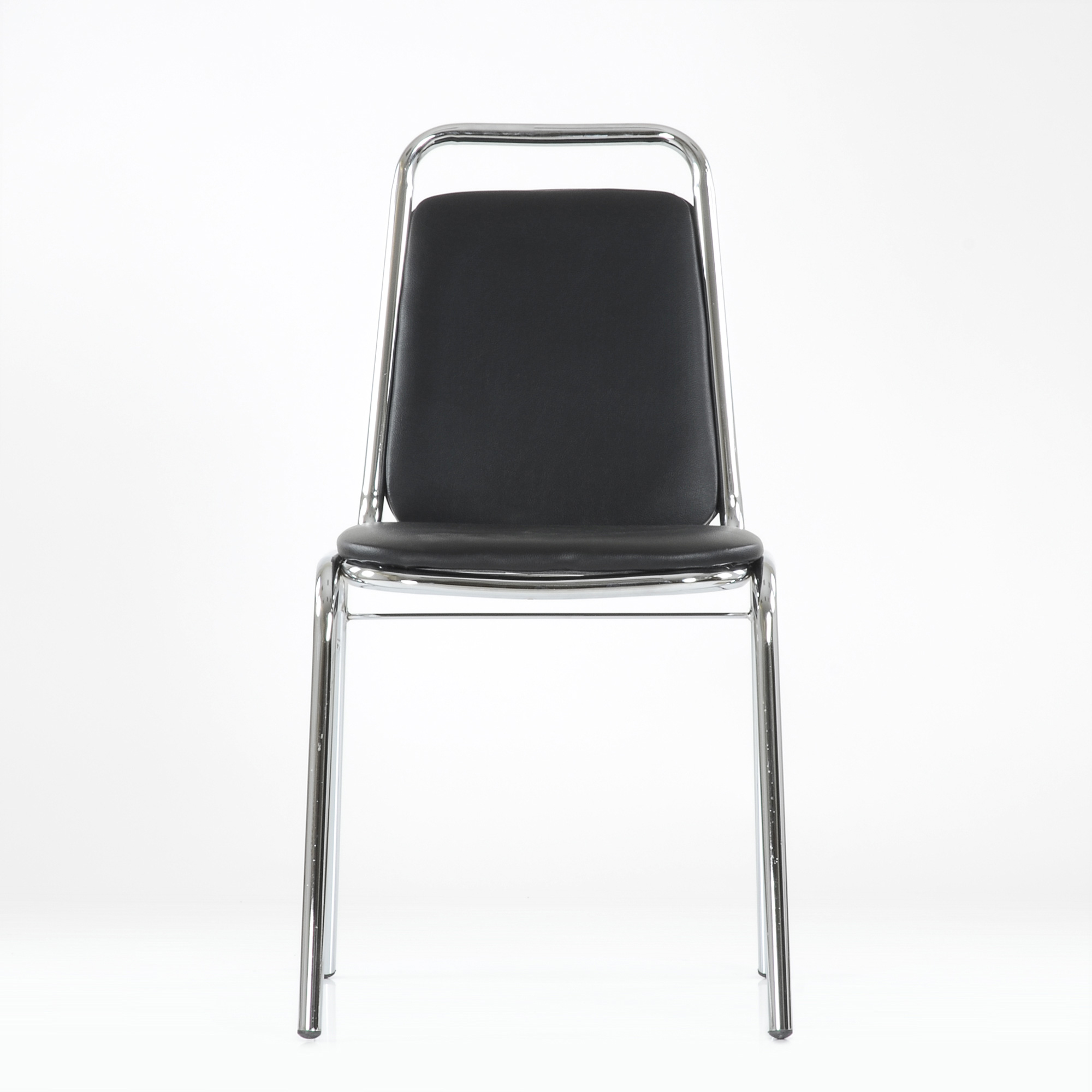 Стул на металлокаркасе мягкий черный из экокожи (арт 29136) - Фото 1